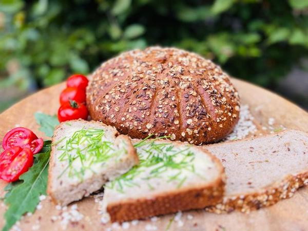 Produktfoto zu Dinkel-Saaten-Brot SB